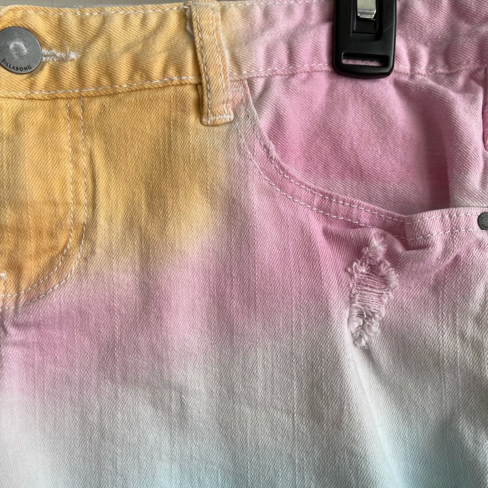Billabong tie dye jean shorts size 9. - Picture 3 of 10